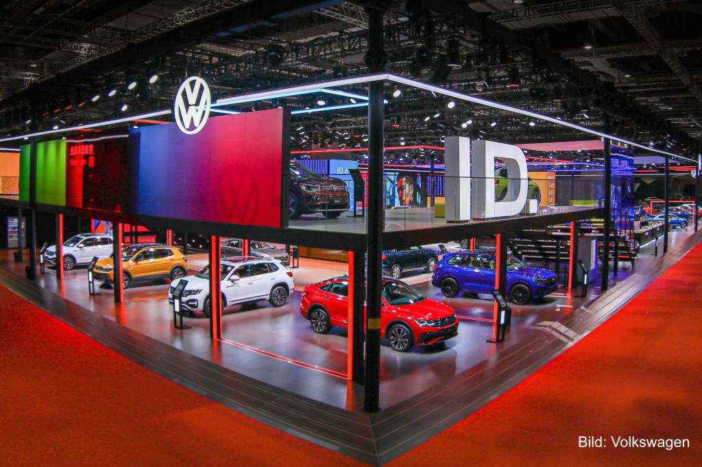 Der Stand von Volkswagen auf der Messe in Shanghai.