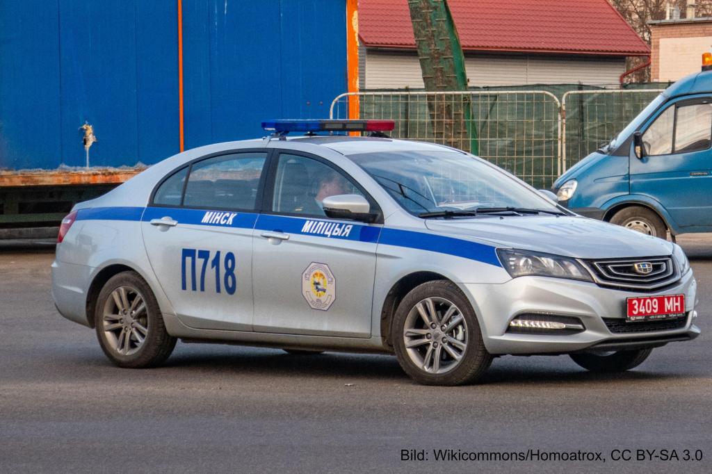 Ein Geely Emgrand der Polizei in Minsk/Weißrussland.