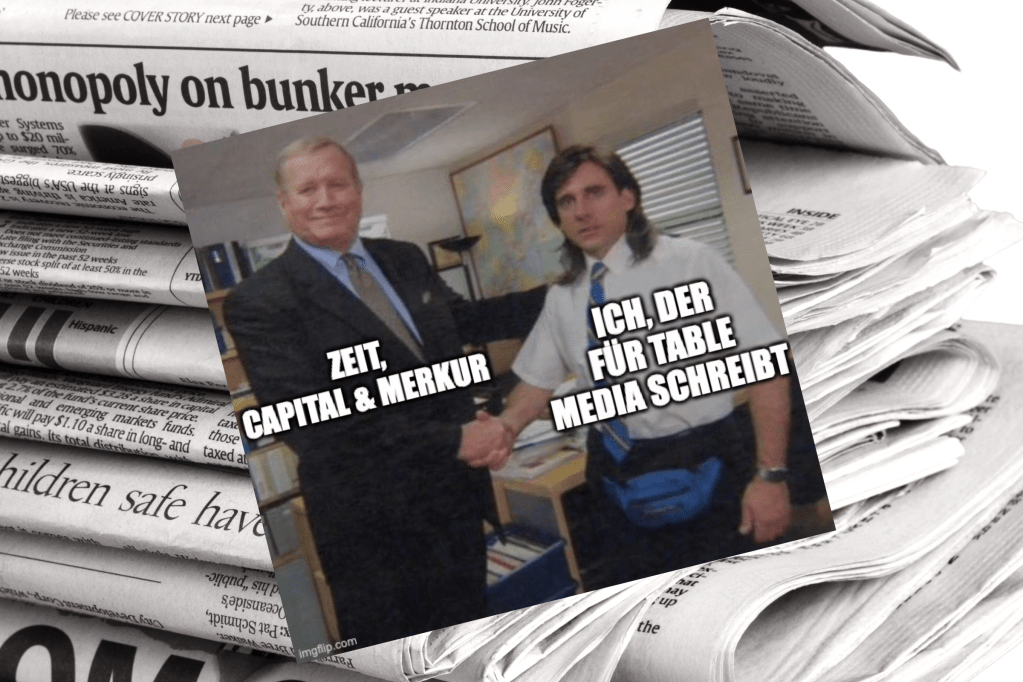 Das Office Meme mit dem Chef, der seinen Angestellten für die Arbeit lobt.